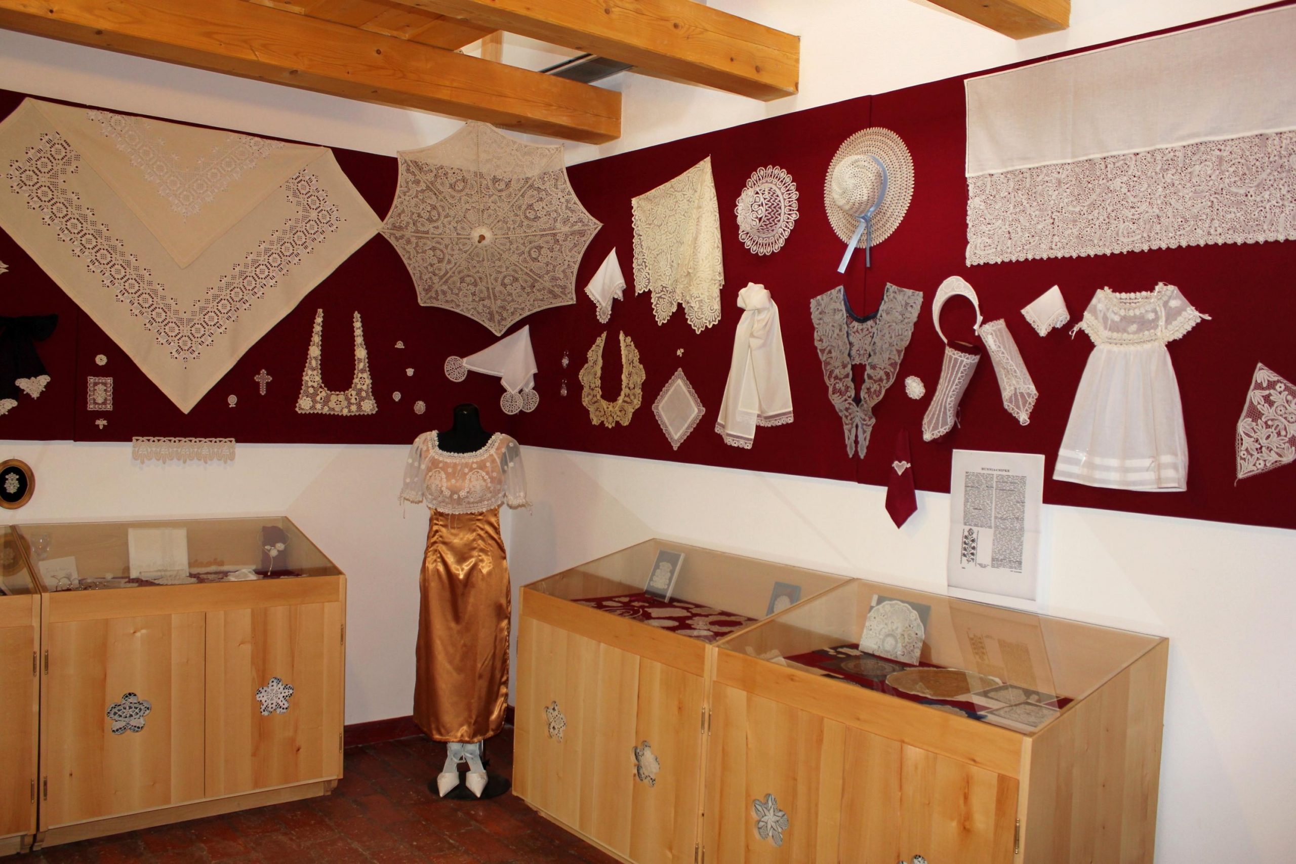 Hunnia Csipkemúzeum